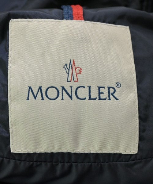 MONCLER เสื้อกันฝน