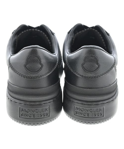 MONCLER รองเท้าผ้าใบ