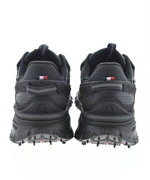 MONCLER รองเท้าผ้าใบ