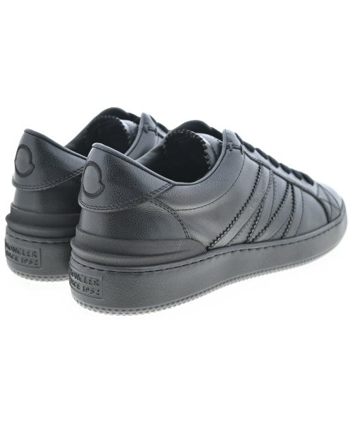 MONCLER รองเท้าผ้าใบ