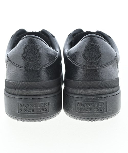 MONCLER รองเท้าผ้าใบ
