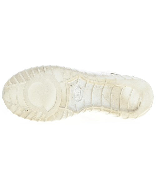 MONCLER รองเท้าผ้าใบ