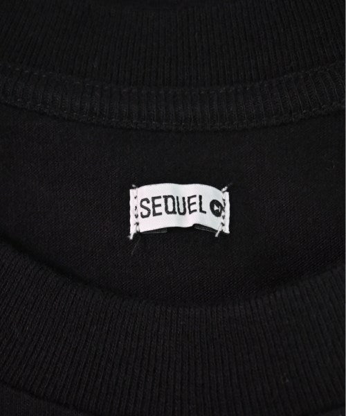 SEQUEL เสื้อยืด/เสื้อท็อปส์