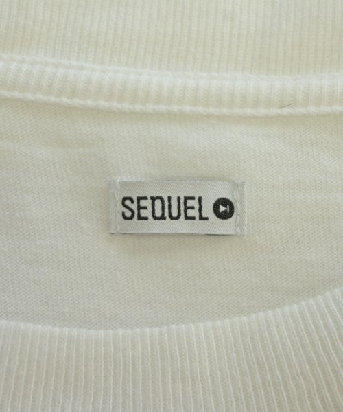 SEQUEL เสื้อยืด/เสื้อท็อปส์