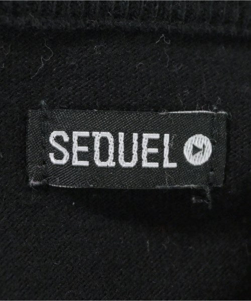 SEQUEL เสื้อยืด/เสื้อท็อปส์
