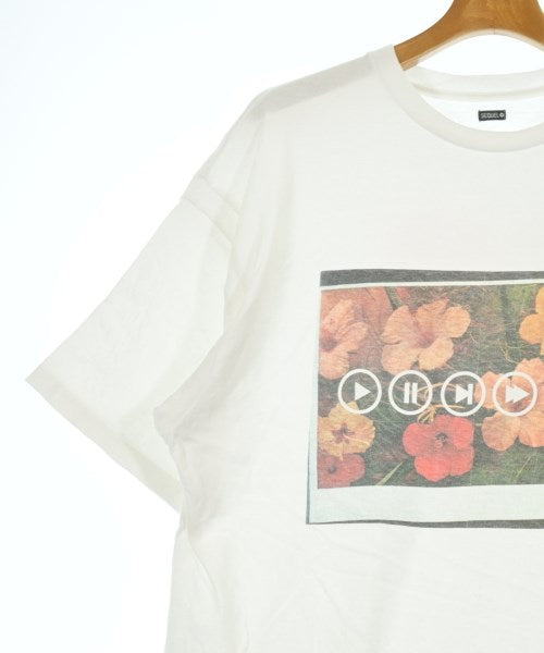 SEQUEL เสื้อยืด/เสื้อท็อปส์