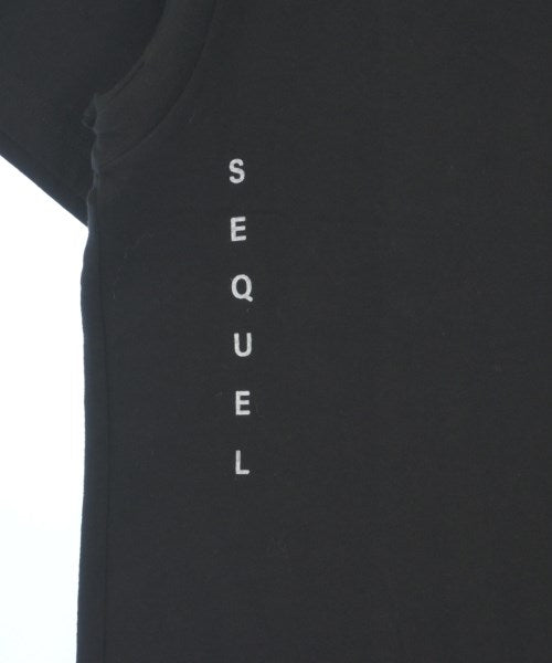 SEQUEL เสื้อยืด/เสื้อท็อปส์
