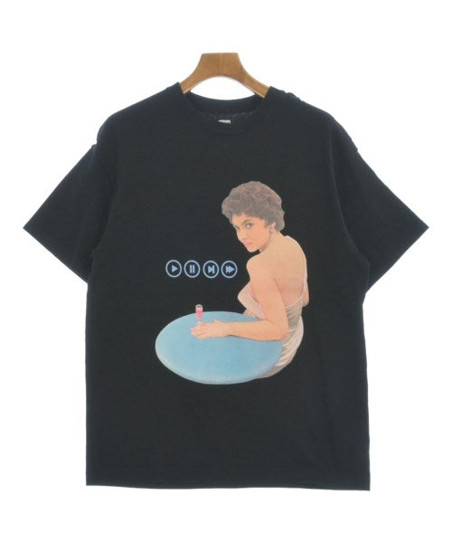 SEQUEL เสื้อยืด/เสื้อท็อปส์