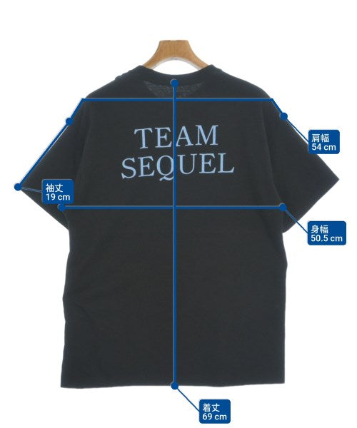 SEQUEL เสื้อยืด/เสื้อท็อปส์