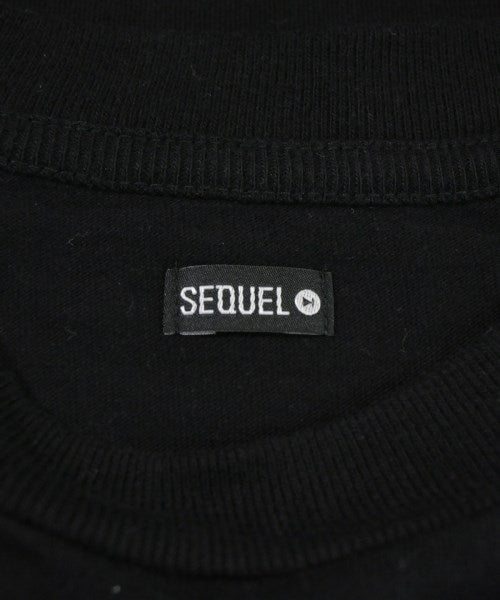 SEQUEL เสื้อยืด/เสื้อท็อปส์