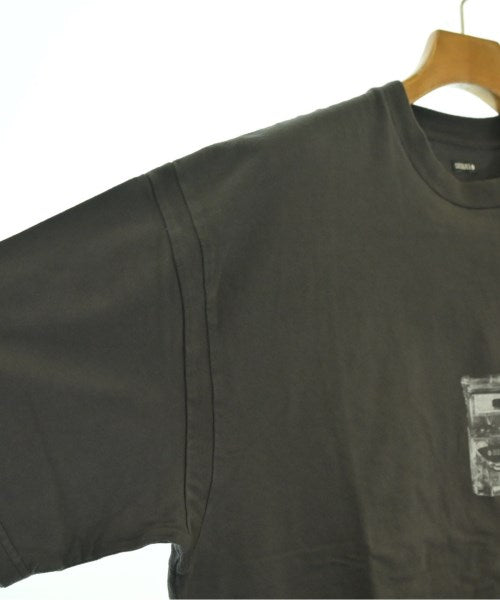 SEQUEL เสื้อยืด/เสื้อท็อปส์