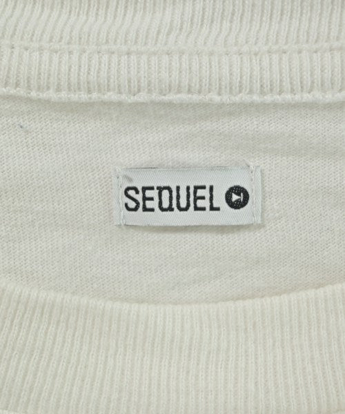 SEQUEL เสื้อยืด/เสื้อท็อปส์