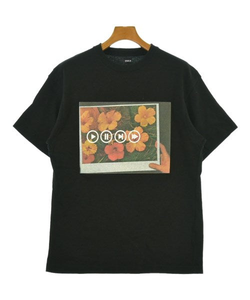 SEQUEL เสื้อยืด/เสื้อท็อปส์