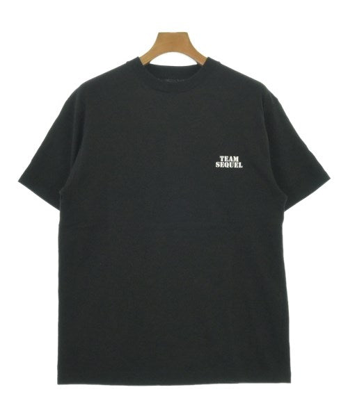 SEQUEL เสื้อยืด/เสื้อท็อปส์