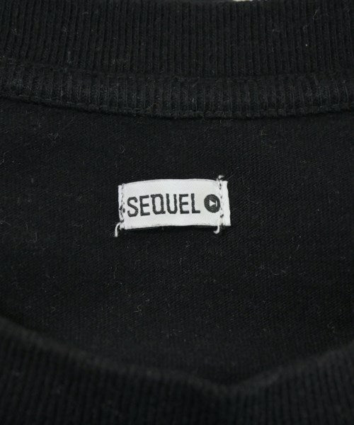SEQUEL เสื้อยืด/เสื้อท็อปส์