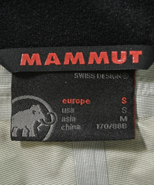 MAMMUT แจ็คเก็ตเบลาส์ อื่น