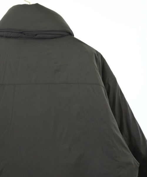 Marmot แจ็คเก็ตดาวน์/เสื้อกั๊ก