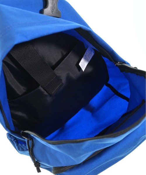 EASTPAK เป้สะพายหลัง