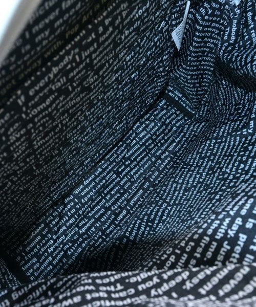 EASTPAK เป้สะพายหลัง