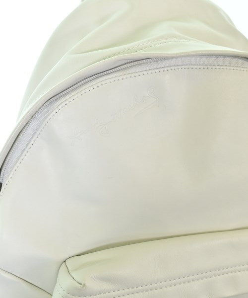 EASTPAK เป้สะพายหลัง