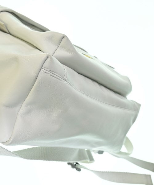 EASTPAK เป้สะพายหลัง