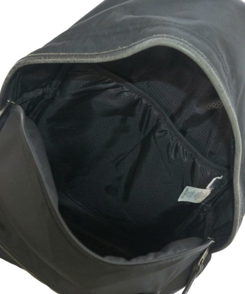 EASTPAK เป้สะพายหลัง