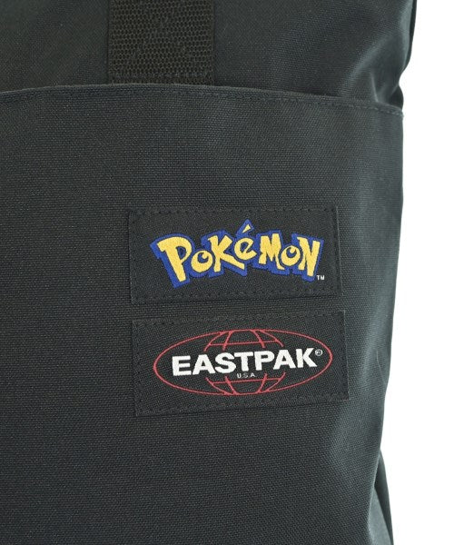 EASTPAK กระเป๋าถือขนาดใหญ่