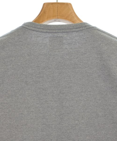 Columbia เสื้อยืด/เสื้อท็อปส์