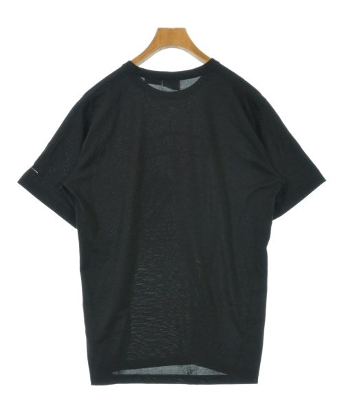 Columbia เสื้อยืด/เสื้อท็อปส์