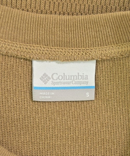 Columbia เสื้อยืด/เสื้อท็อปส์