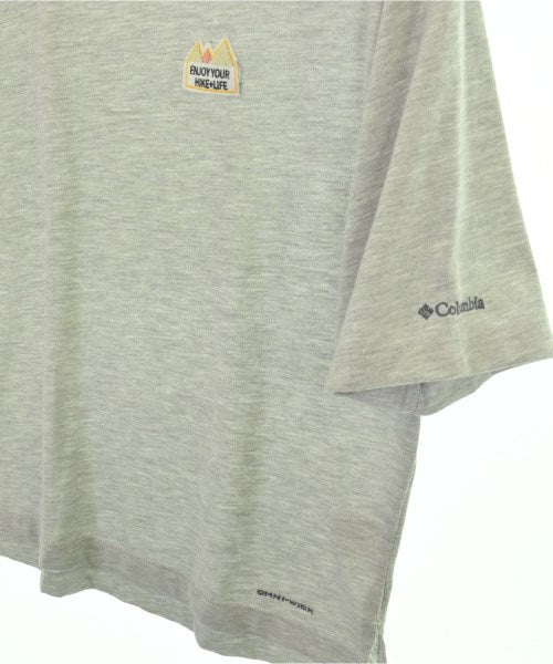 Columbia เสื้อยืด/เสื้อท็อปส์