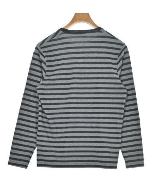 Columbia เสื้อยืด/เสื้อท็อปส์
