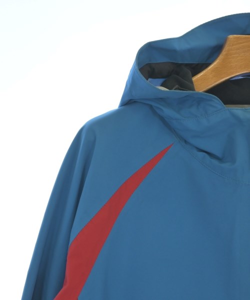 MOUNTAIN HARD WEAR เสื้อพาร์กาภูเขา