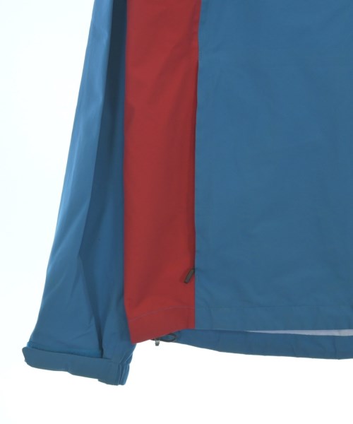 MOUNTAIN HARD WEAR เสื้อพาร์กาภูเขา
