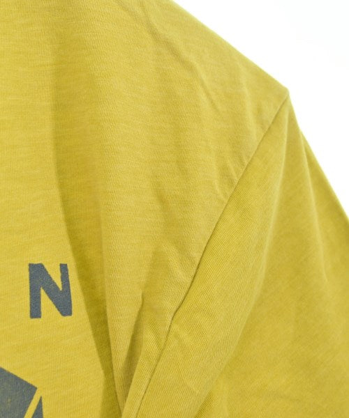 MOUNTAIN HARD WEAR เสื้อยืด/เสื้อท็อปส์