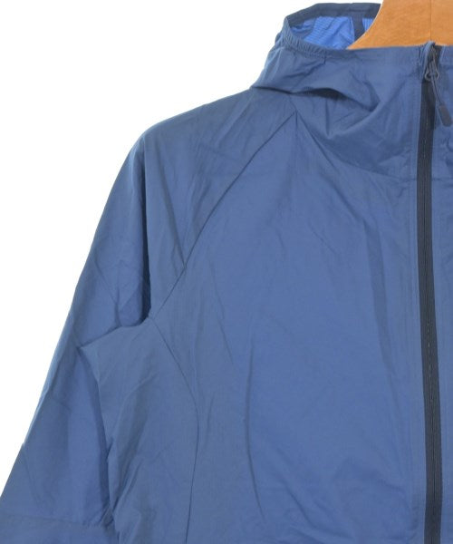 MOUNTAIN HARD WEAR เสื้อพาร์กาภูเขา