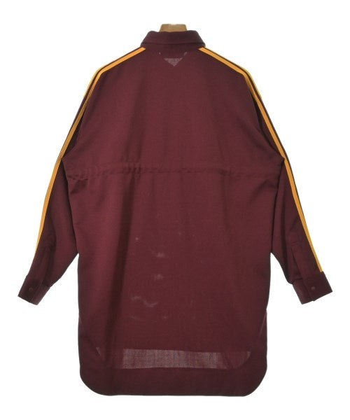 Onitsuka Tiger เสื้อยืด/เสื้อท็อปส์