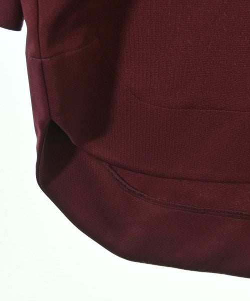 Onitsuka Tiger เสื้อยืด/เสื้อท็อปส์