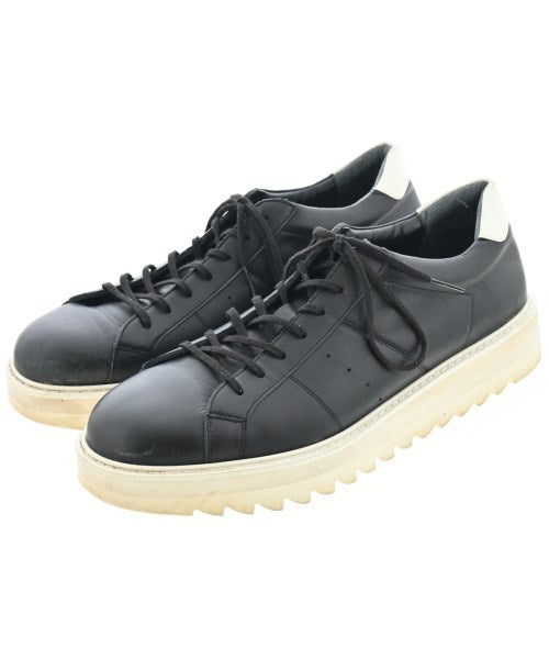 THE ONITSUKA รองเท้าผ้าใบ