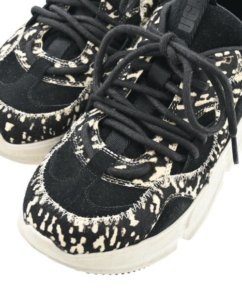 UGG australia รองเท้าผ้าใบ