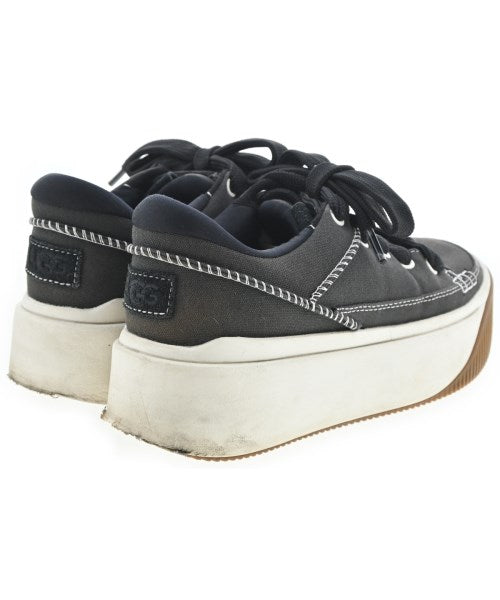 UGG australia รองเท้าผ้าใบ