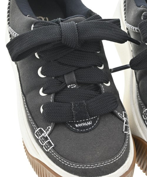 UGG australia รองเท้าผ้าใบ