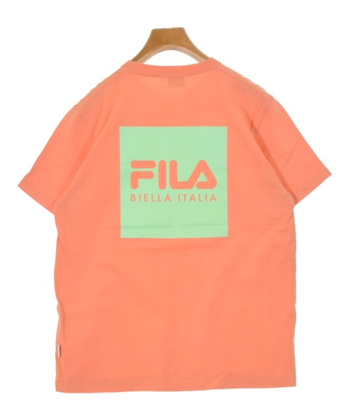 FILA เสื้อยืด/เสื้อท็อปส์