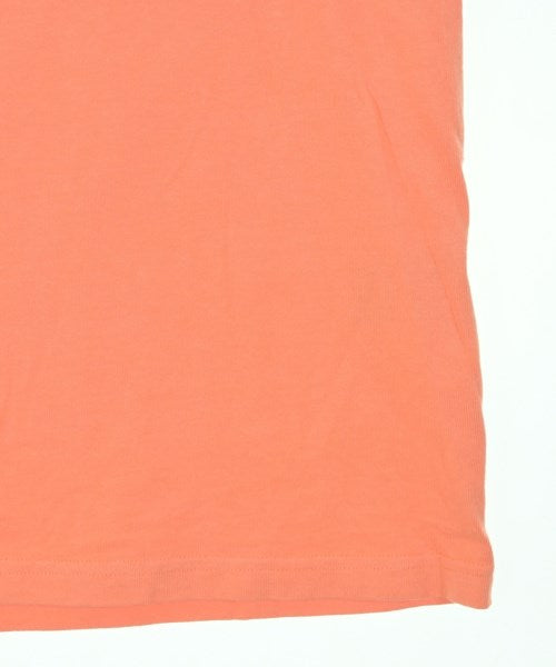 FILA เสื้อยืด/เสื้อท็อปส์