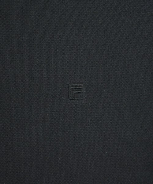 FILA เสื้อยืด/เสื้อท็อปส์