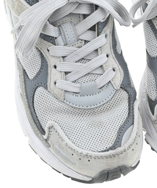 FILA รองเท้าผ้าใบ