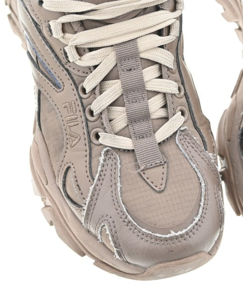 FILA รองเท้าผ้าใบ