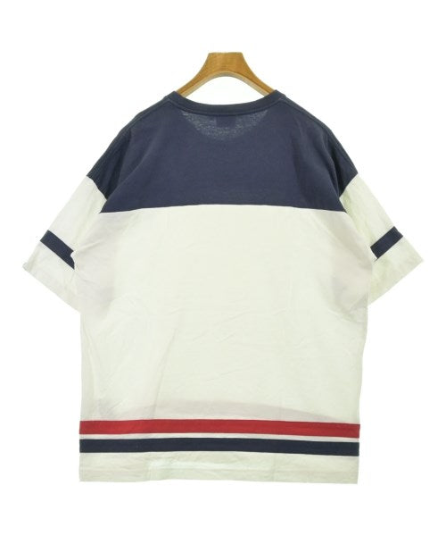 FILA เสื้อยืด/เสื้อท็อปส์