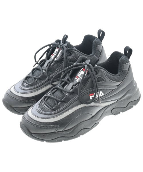 FILA รองเท้าผ้าใบ