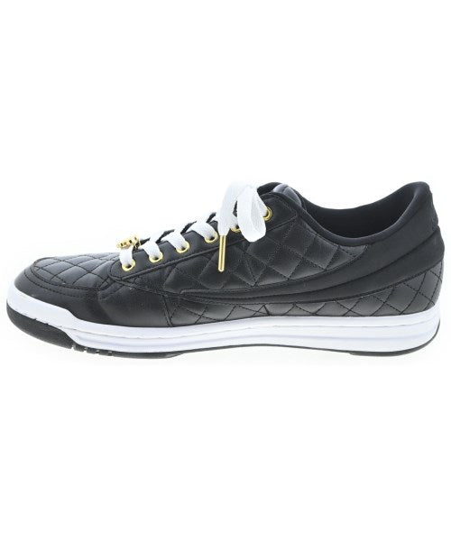 FILA รองเท้าผ้าใบ